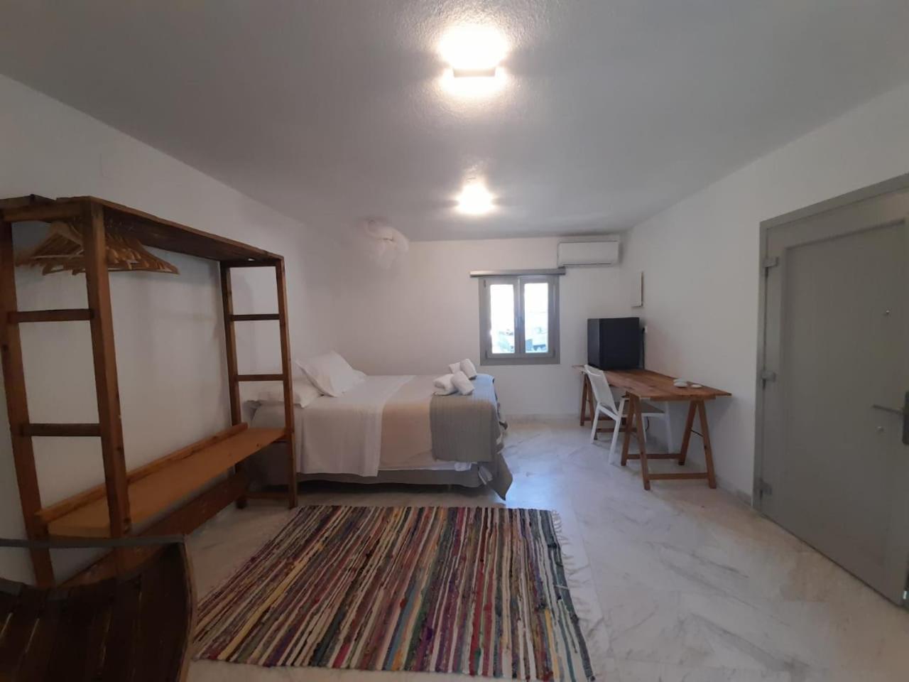 Roses Beach Parikia  Ngoại thất bức ảnh